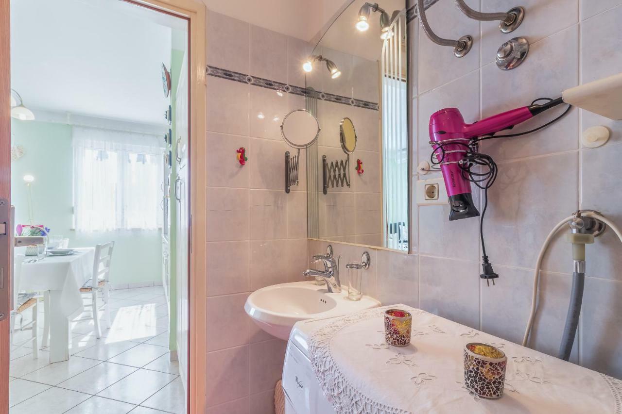 Apartment Melli Pula Bagian luar foto