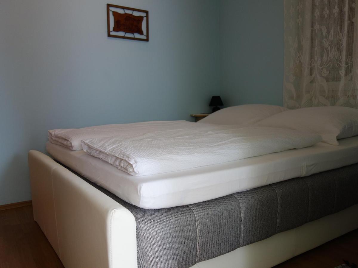 Apartment Melli Pula Bagian luar foto
